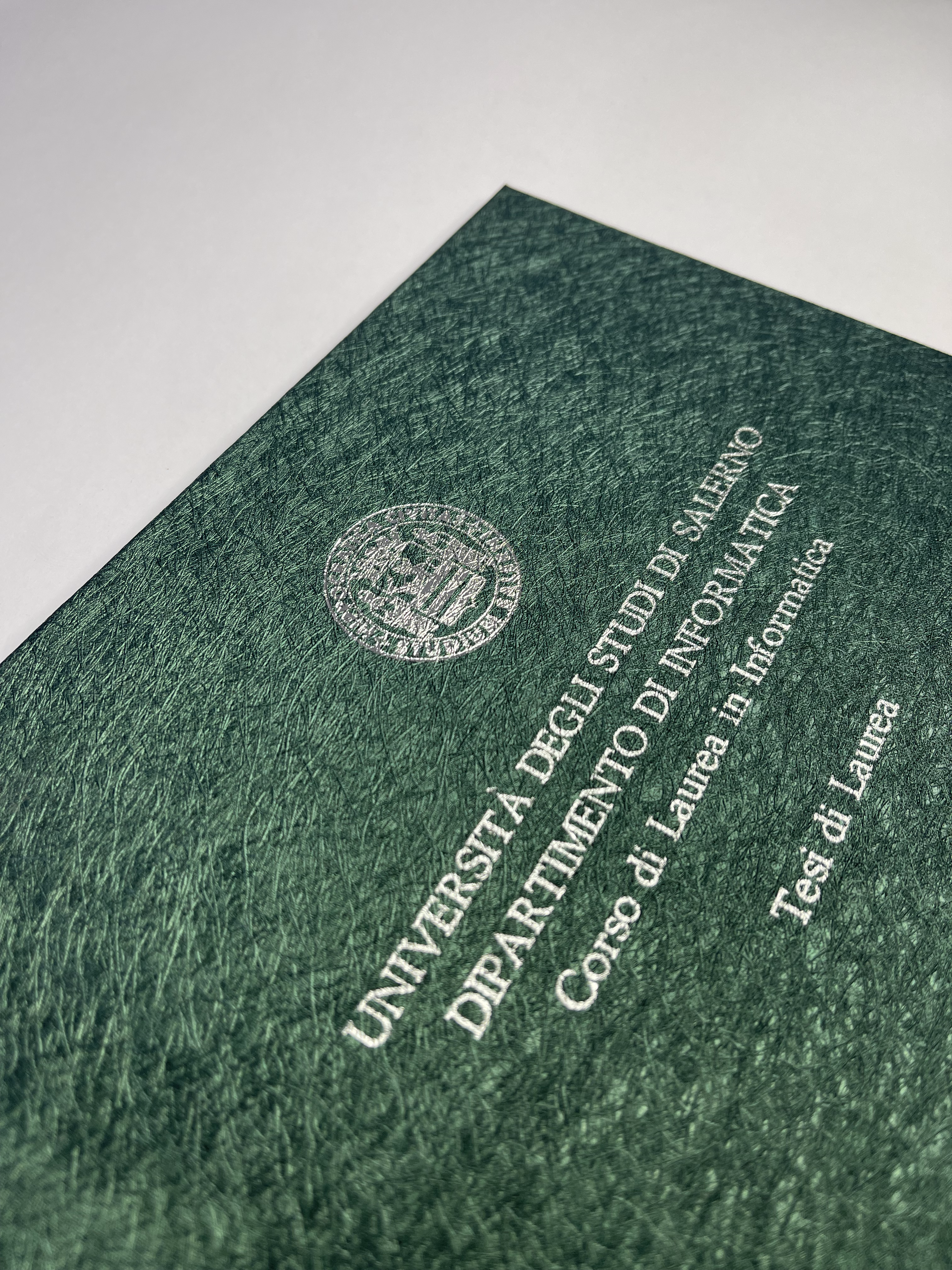 Universita' degli Studi di Salerno Copertina serie: Diamante Verde - INCISA. Personalizzazione: Stampa in pressione a caldo argento.